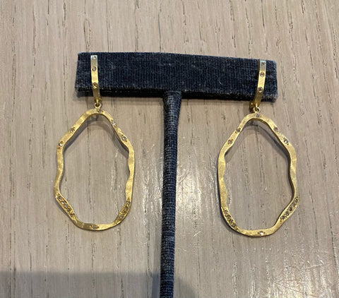 18K Gold Earrings with Diamonds